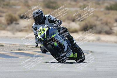 media/Oct-02-2025-Racers Edge (Thu) [[2c91cb6ab3]]/3-B Group/Session 3-Turn 16 (12pm)/